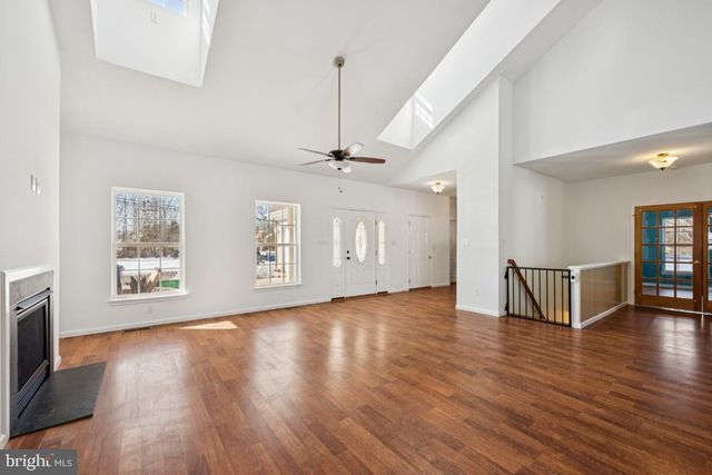 211 S WASHINGTON ST, Hammonton, NJ 08037