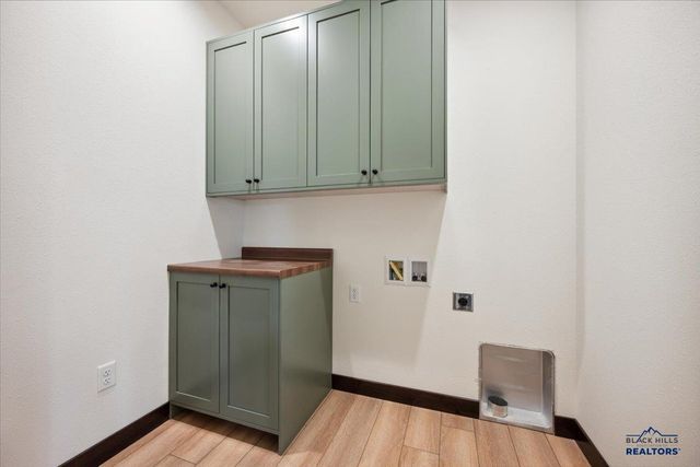 2431 MALIBU LOOP, Sturgis, SD 57785