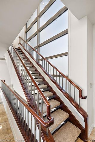 3468 Pine Estates Drive, West Bloomfield, MI 48323