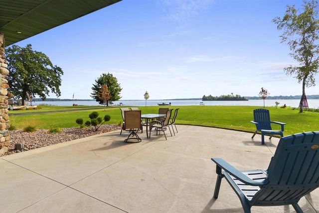 N8070 TIPPERARY LANE, Crivitz, WI 54114