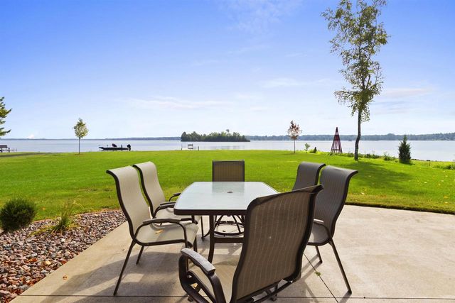 N8070 TIPPERARY LANE, Crivitz, WI 54114