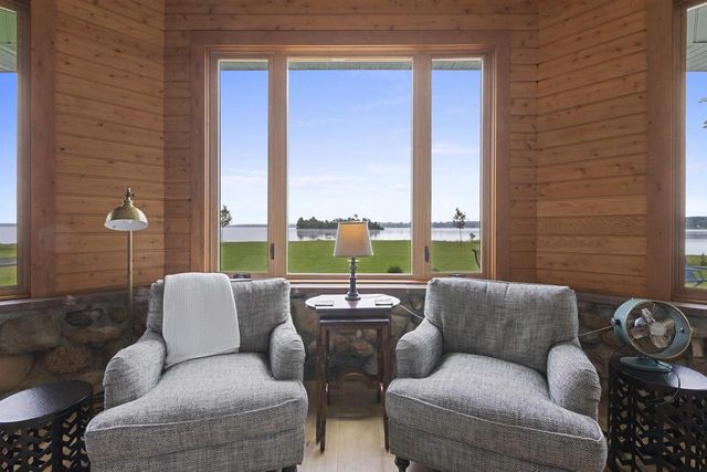 N8070 TIPPERARY LANE, Crivitz, WI 54114