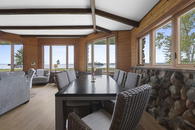 N8070 TIPPERARY LANE, Crivitz, WI 54114