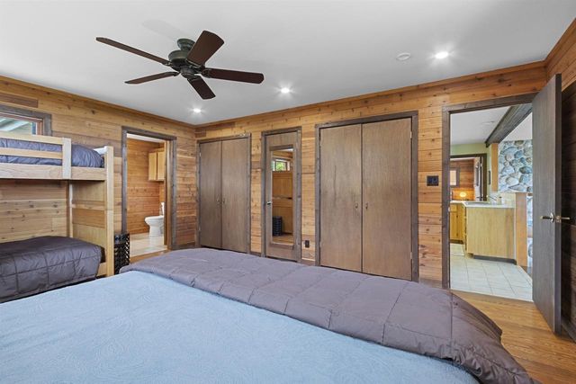 N8070 TIPPERARY LANE, Crivitz, WI 54114