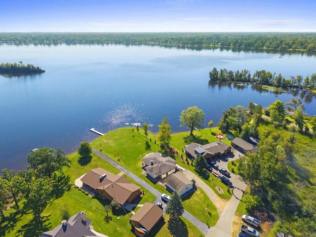 N8070 TIPPERARY LANE, Crivitz, WI 54114