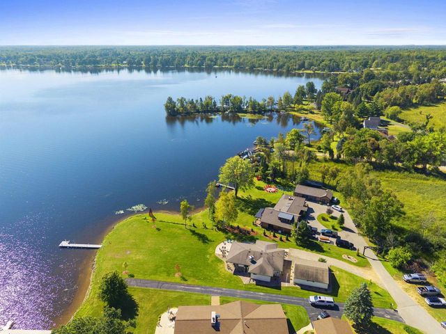 N8070 TIPPERARY LANE, Crivitz, WI 54114