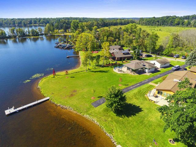 N8070 TIPPERARY LANE, Crivitz, WI 54114