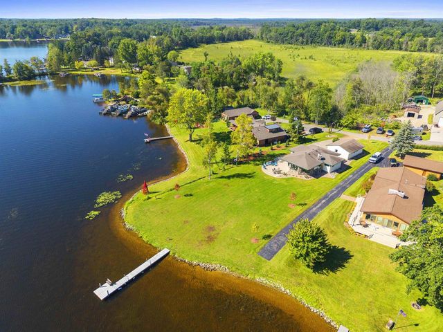 N8070 TIPPERARY LANE, Crivitz, WI 54114