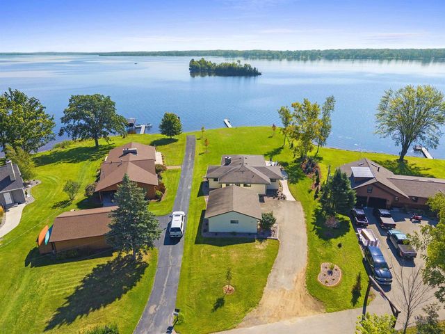 N8070 TIPPERARY LANE, Crivitz, WI 54114