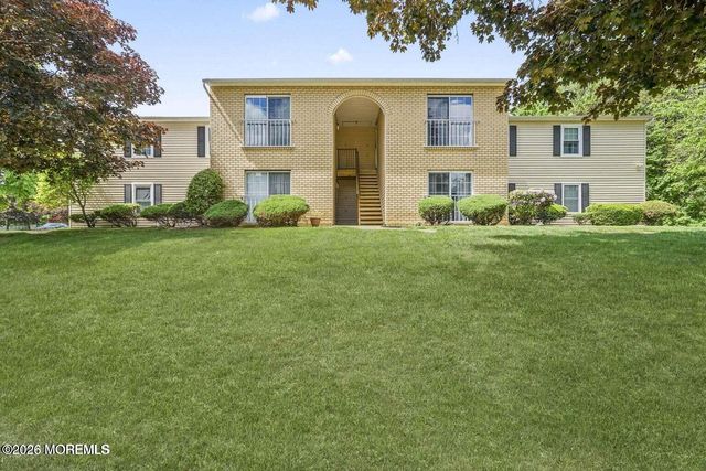 701 Zlotkin Circle 2, Freehold, NJ 07728