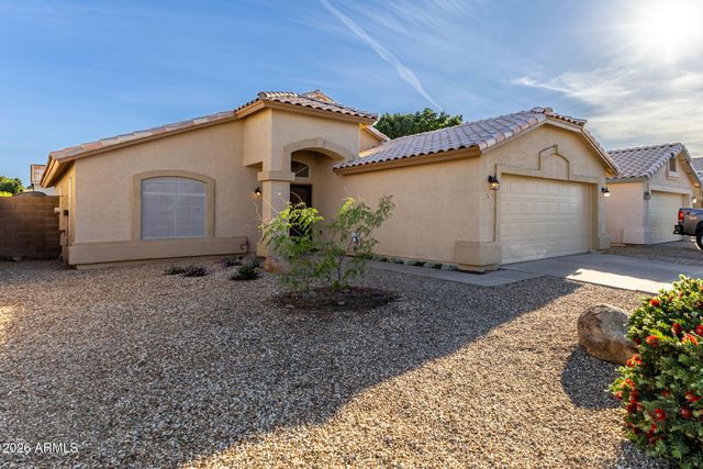 313 E SHERRI Drive, Gilbert, AZ 85296
