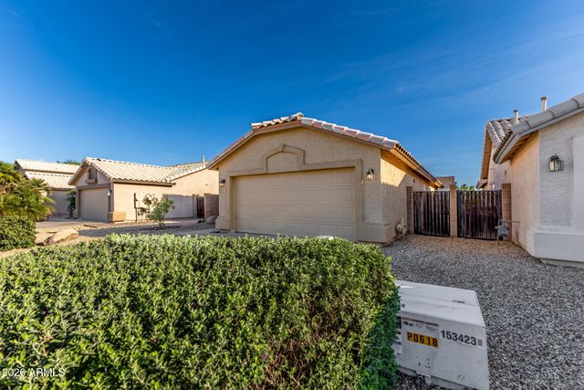313 E SHERRI Drive, Gilbert, AZ 85296