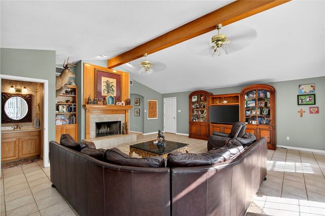 4701 Calallen Dr, Corpus Christi, TX 78410