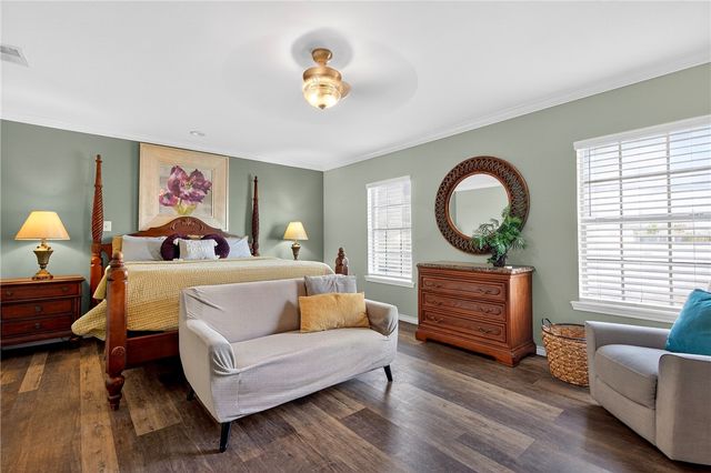 4701 Calallen Dr, Corpus Christi, TX 78410