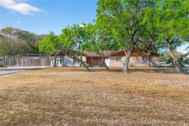 4701 Calallen Dr, Corpus Christi, TX 78410