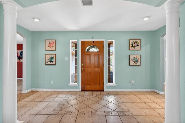 4701 Calallen Dr, Corpus Christi, TX 78410