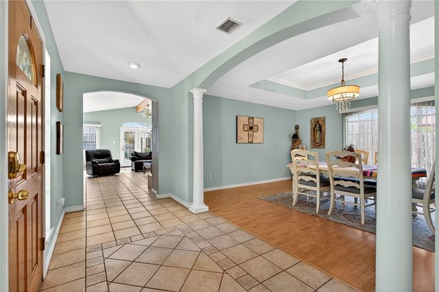 4701 Calallen Dr, Corpus Christi, TX 78410