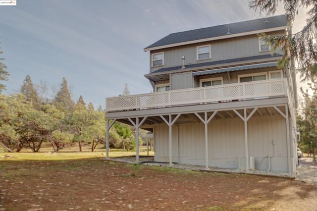 19710 Butler Way, Groveland, CA 95321