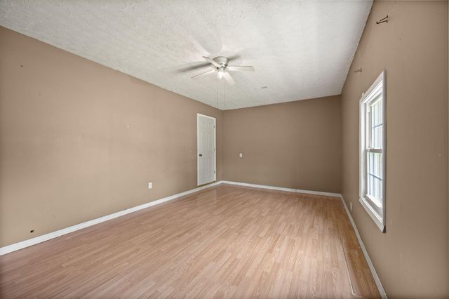 3947 Greenmount Bond Rd. Road, London, KY 40741