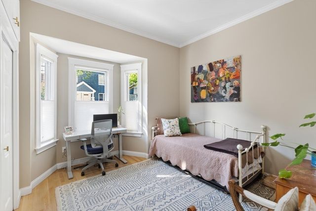 84-86 Mt Vernon St 84-1, Somerville, MA 02145