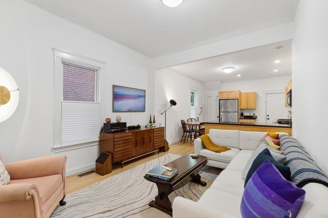 84-86 Mt Vernon St 84-1, Somerville, MA 02145