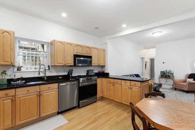 84-86 Mt Vernon St 84-1, Somerville, MA 02145