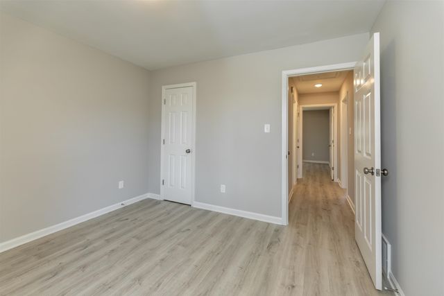 5845 THUNDERBIRD DR, Arlington, TN 38002