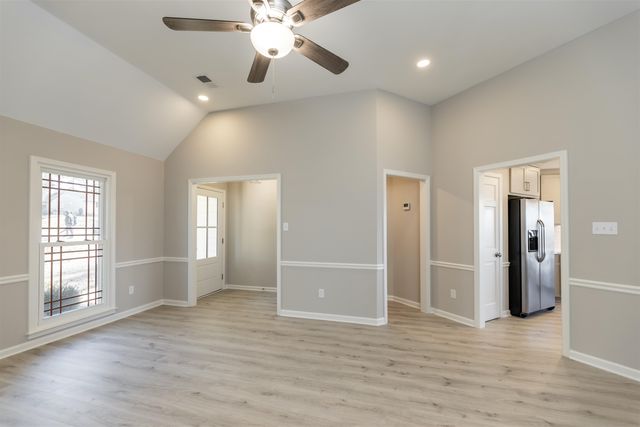 5845 THUNDERBIRD DR, Arlington, TN 38002