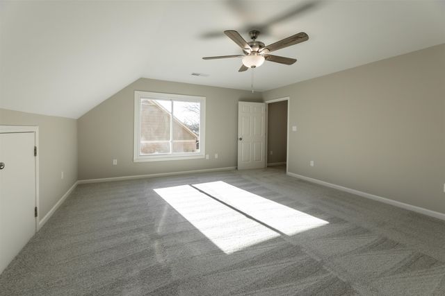 5845 THUNDERBIRD DR, Arlington, TN 38002