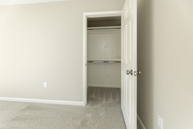 5845 THUNDERBIRD DR, Arlington, TN 38002