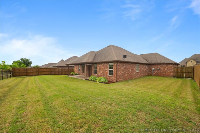 7407 E 84th Street N, Owasso, OK 74055