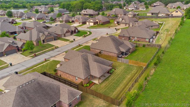 7407 E 84th Street N, Owasso, OK 74055