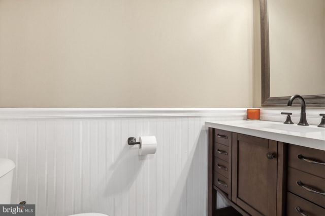 1200 KNOB RUN RUN, York, PA 17408