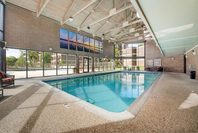 7200 York Avenue S 116, Edina, MN 55435