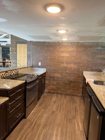 7200 York Avenue S 116, Edina, MN 55435