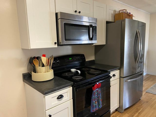 182 Fanchester Heights Road, Whitley City, KY 42653