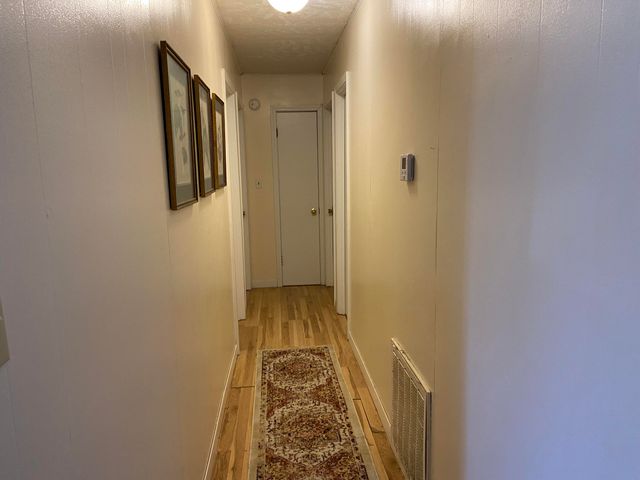 182 Fanchester Heights Road, Whitley City, KY 42653