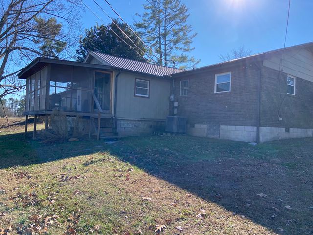 182 Fanchester Heights Road, Whitley City, KY 42653