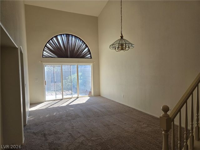 10185 Birch Bluff Lane, Las Vegas, NV 89145