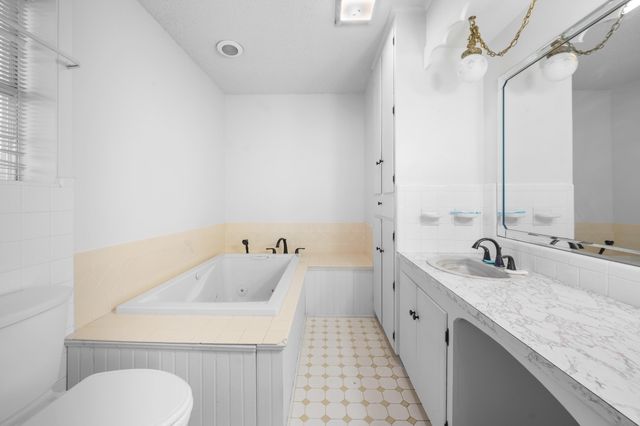 2118 Blankenship Dr, Deridder, LA 70634