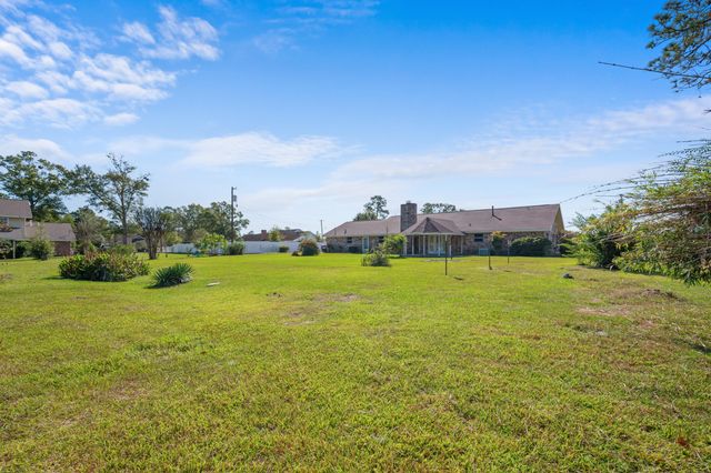 2118 Blankenship Dr, Deridder, LA 70634