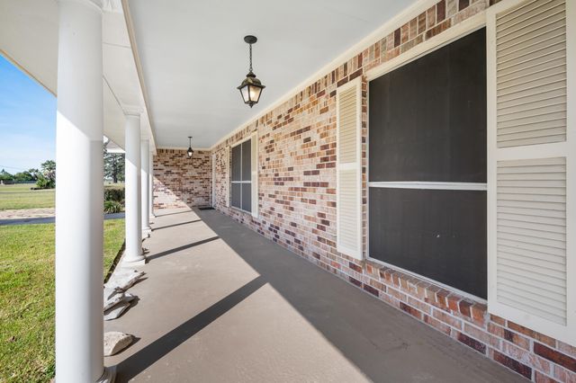 2118 Blankenship Dr, Deridder, LA 70634