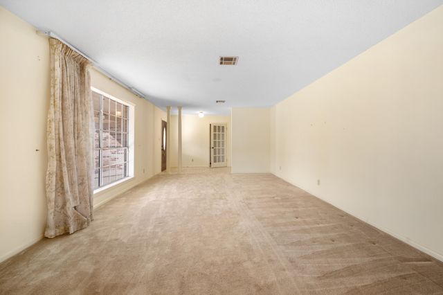 2118 Blankenship Dr, Deridder, LA 70634