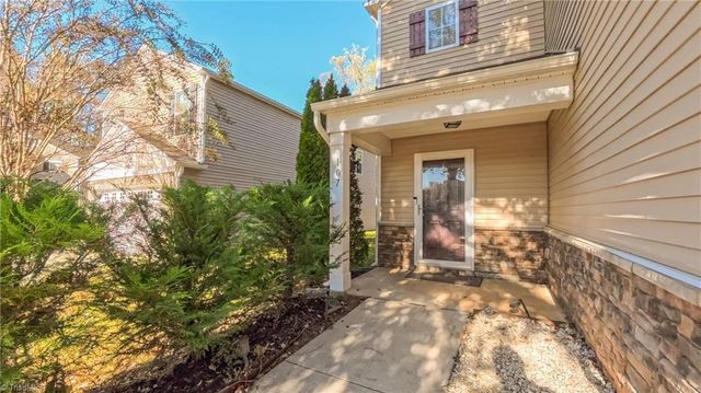 107 norwood Court N, Mebane, NC 27302