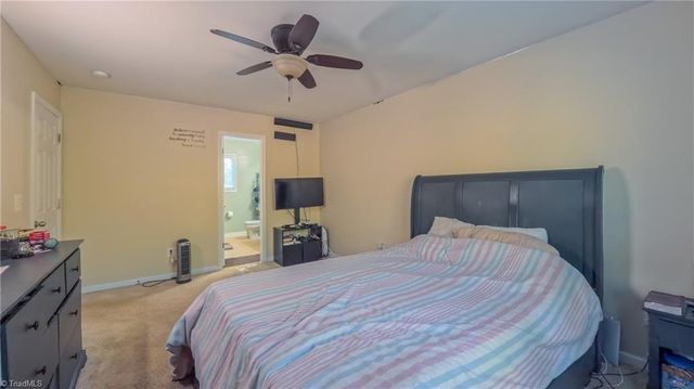 107 norwood Court N, Mebane, NC 27302