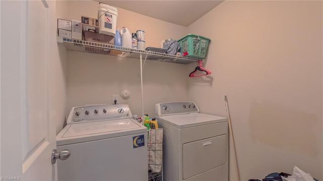 107 norwood Court N, Mebane, NC 27302