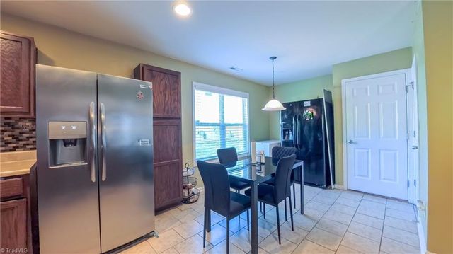 107 norwood Court N, Mebane, NC 27302