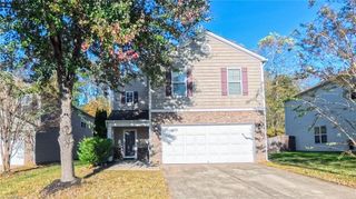 107 norwood Court N, Mebane, NC 27302