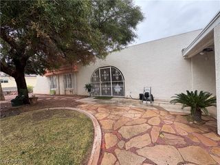 107 Ortiz Court, Las Vegas, NV 89110