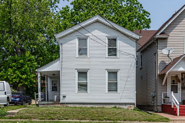 520 4th Street, Waukegan, IL 60085
